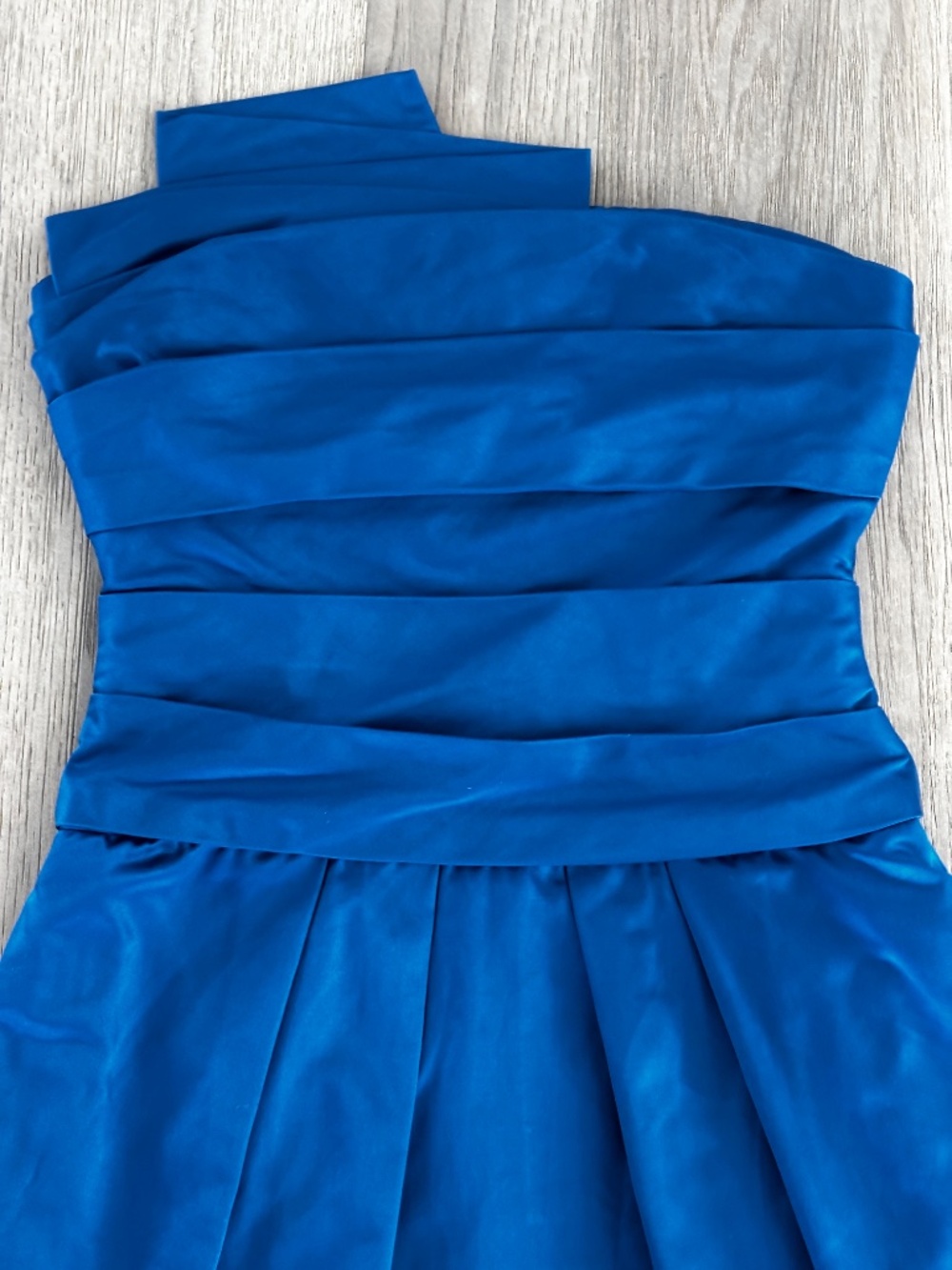 BCBGMaxAzria Strapless Peplum Mini Dress - Larkspur Blue Size 0 - Picture 5 of 10